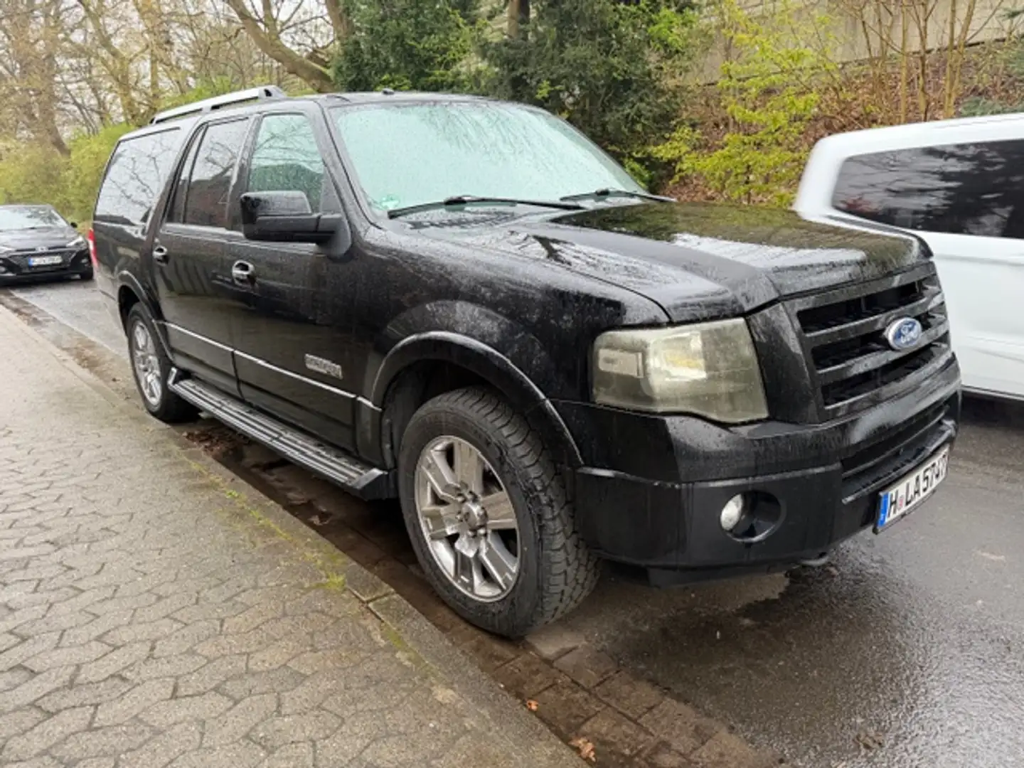 Ford Expedition XLT 5.4 4WD Negro - 1