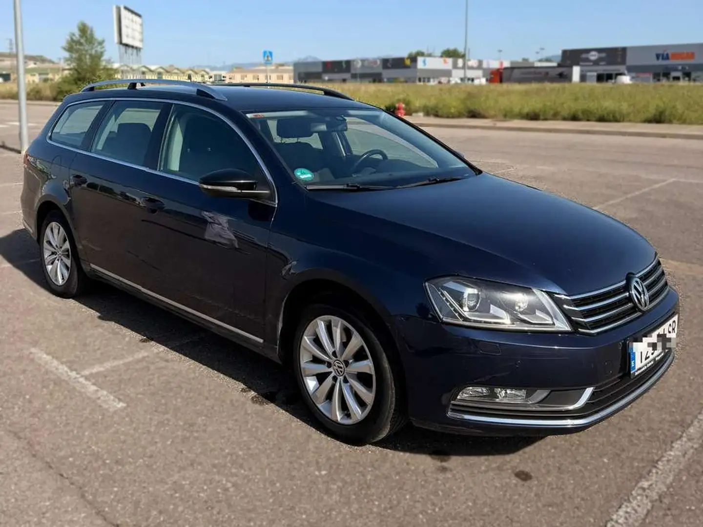 Volkswagen Passat Variant 2.0TDI HighlineBMT DSG Azul - 2