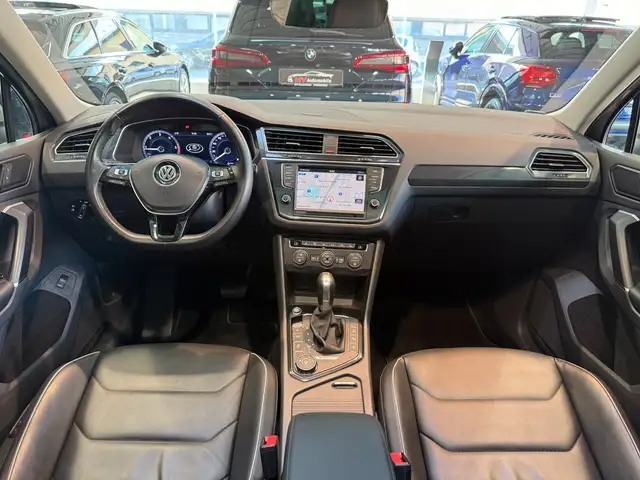 Volkswagen Tiguan view 11