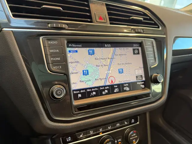 Volkswagen Tiguan view 16