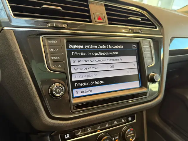 Volkswagen Tiguan view 20