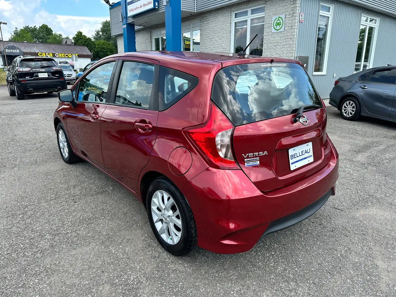 Nissan Note снимка Nissan Note