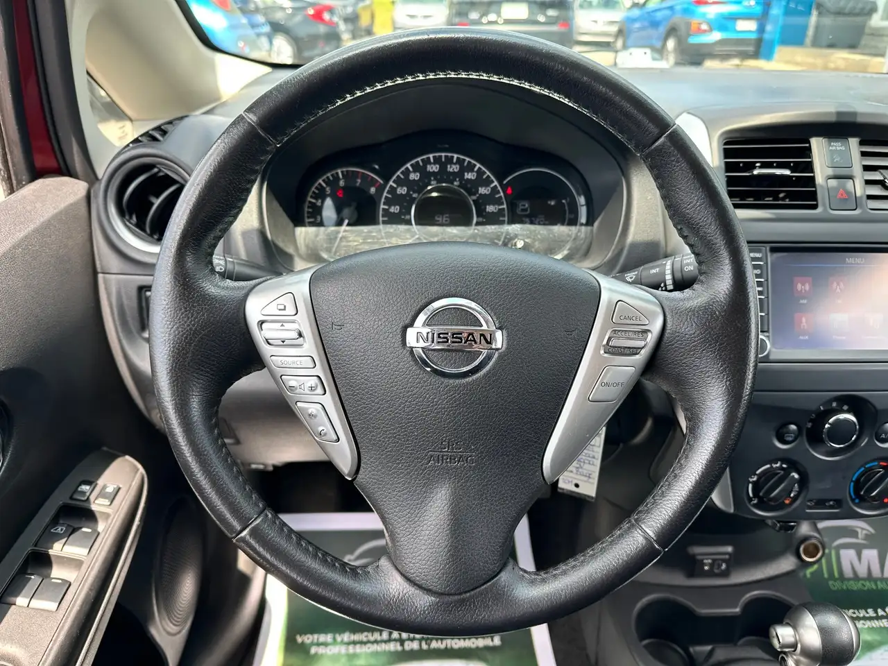 Nissan Note снимка Nissan Note