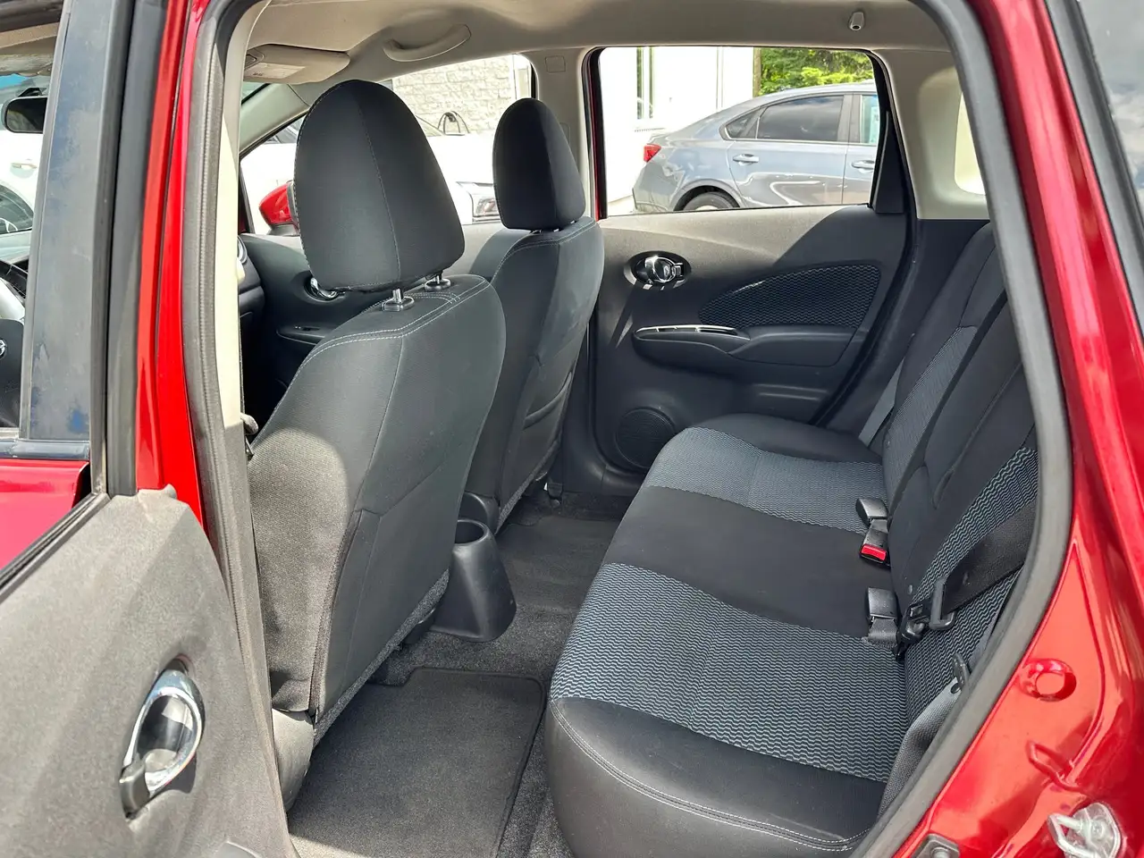 Nissan Note снимка Nissan Note