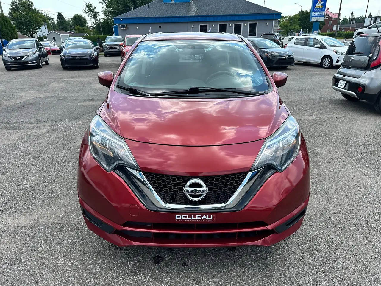 Nissan Note снимка Nissan Note
