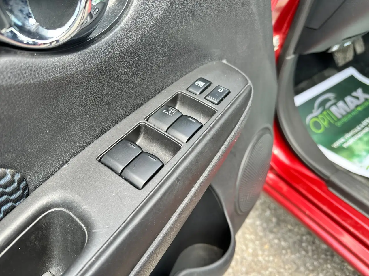 Nissan Note снимка Nissan Note