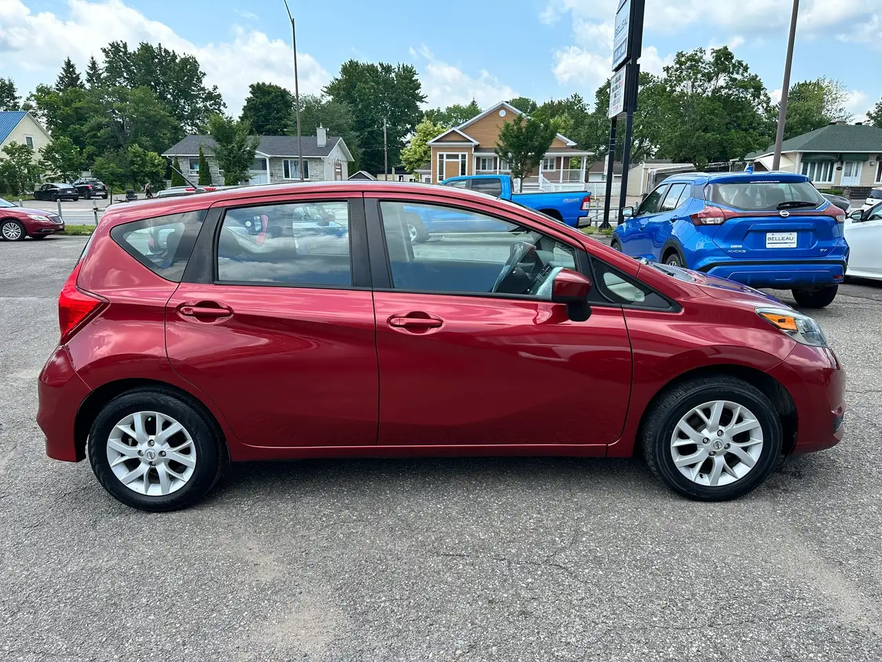 Nissan Note снимка Nissan Note