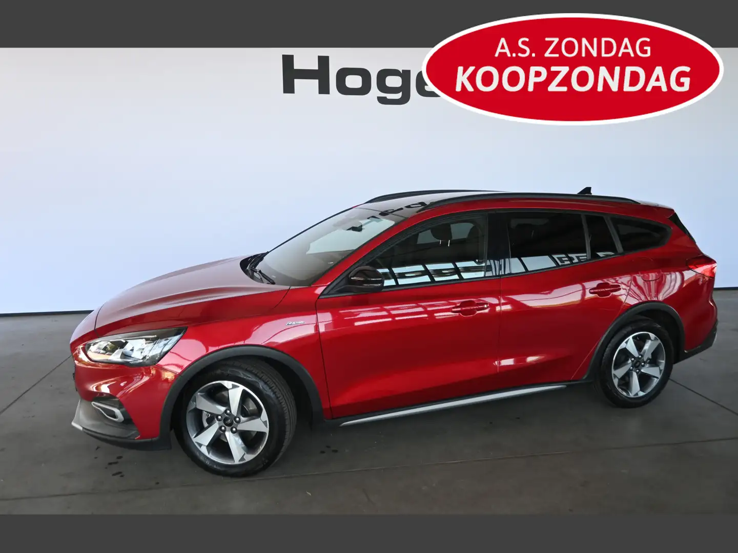 Ford Focus Wagon 1.0 EcoBoost Hybrid Active X Business Adapti Rouge - 1