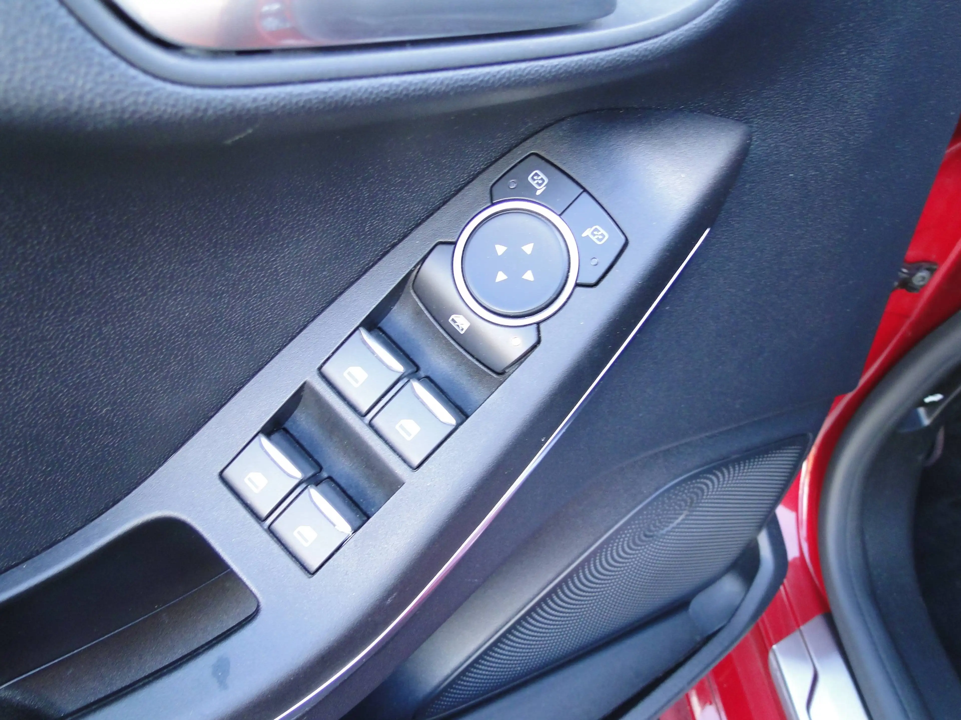 Ford Fiesta Fiesta 1.0 EcoBoost ST-Line — photo 15