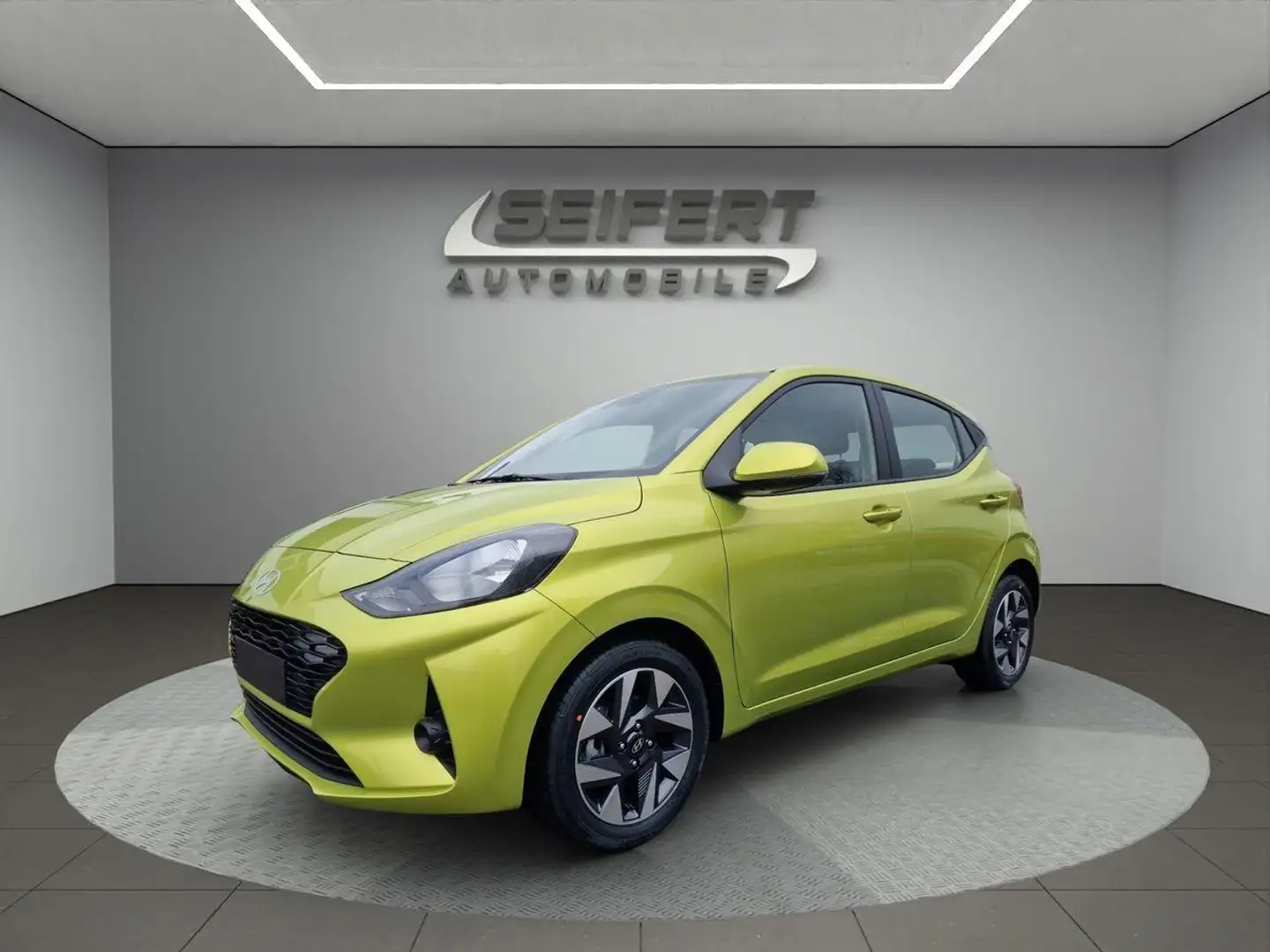 Hyundai i10 I AUTOMATIK I TREND I NAVI I RFK I SHZ I Giallo - 1