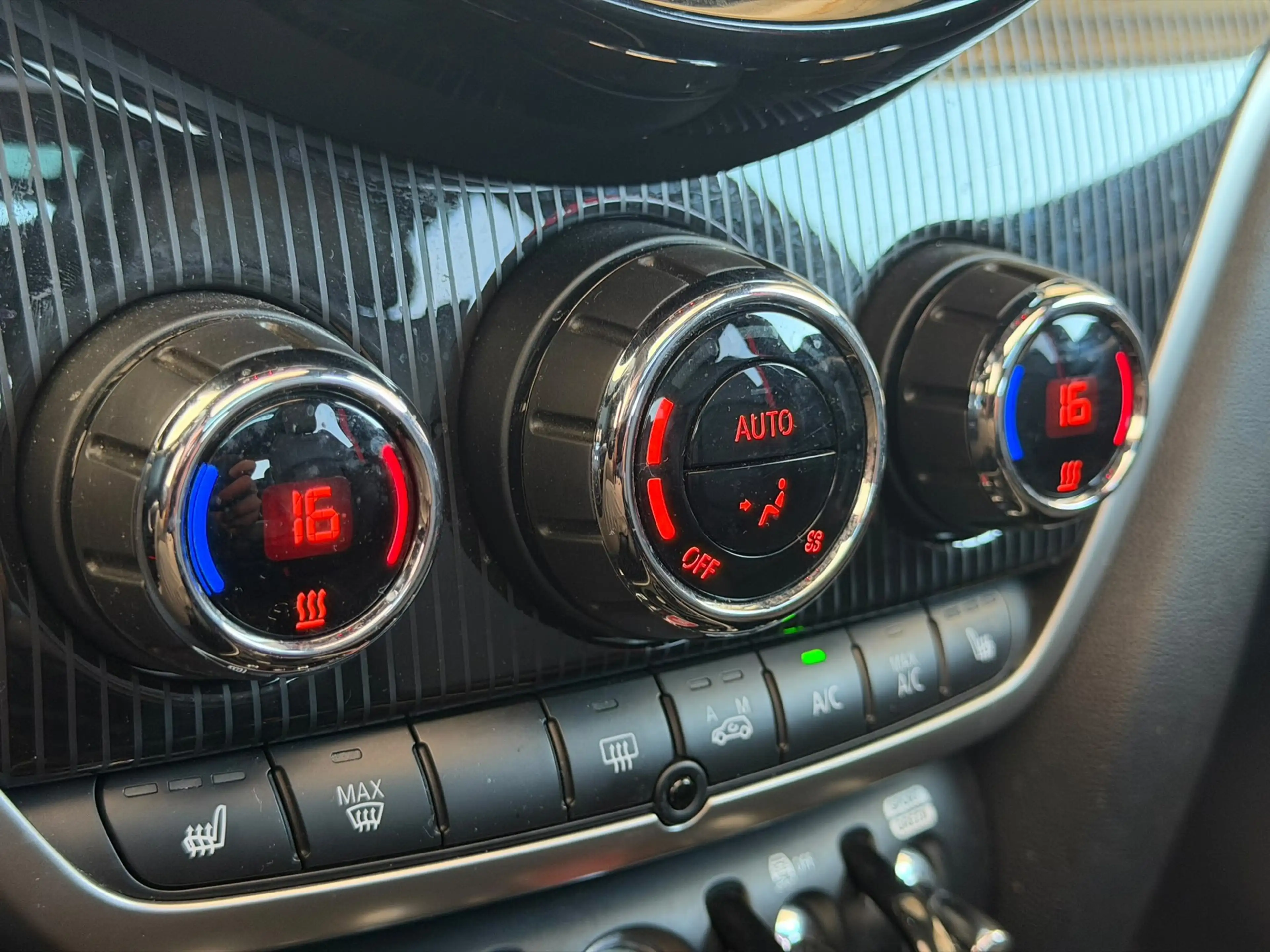 MINI John Cooper Works Countryman S ALL4 JCW Hammersmith (Dealer OndH, Panorama, Hea — photo 11