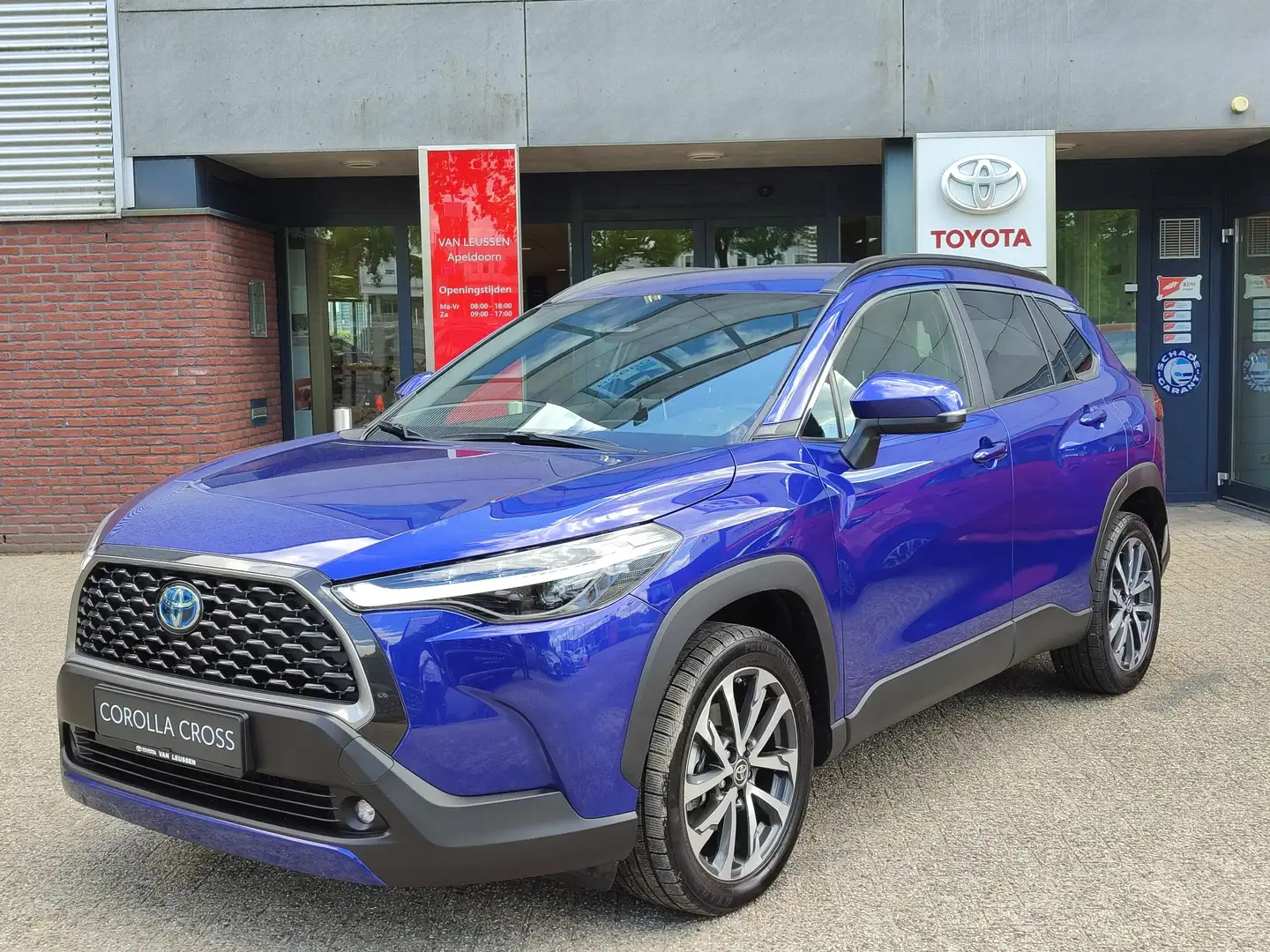 Toyota Corolla Cross Hybrid 140 DYNAMIC STOEL/STUURVERW KEYLESS 18'' LM Bleu - 1