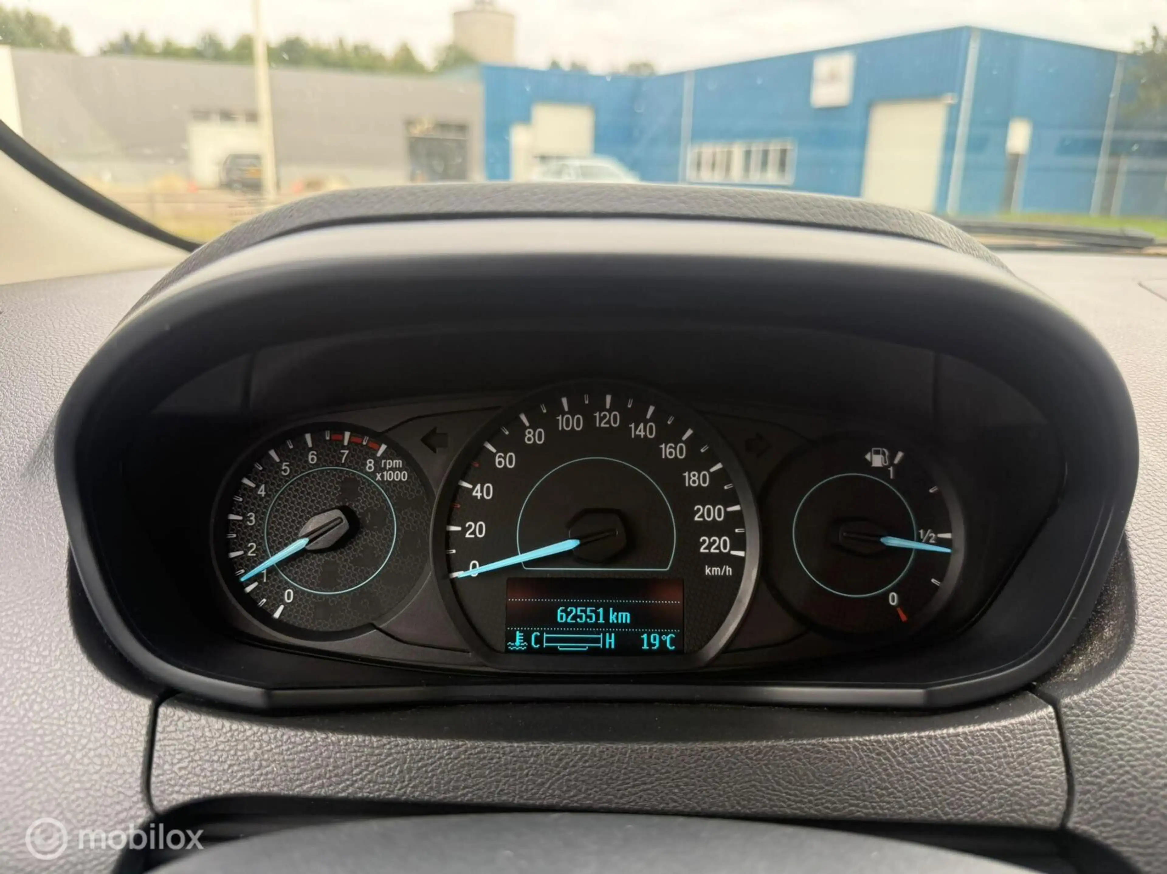 Ford Ka/Ka+ 1.2 Titanium Ultimate White airco cruise Parkeerse — photo 9