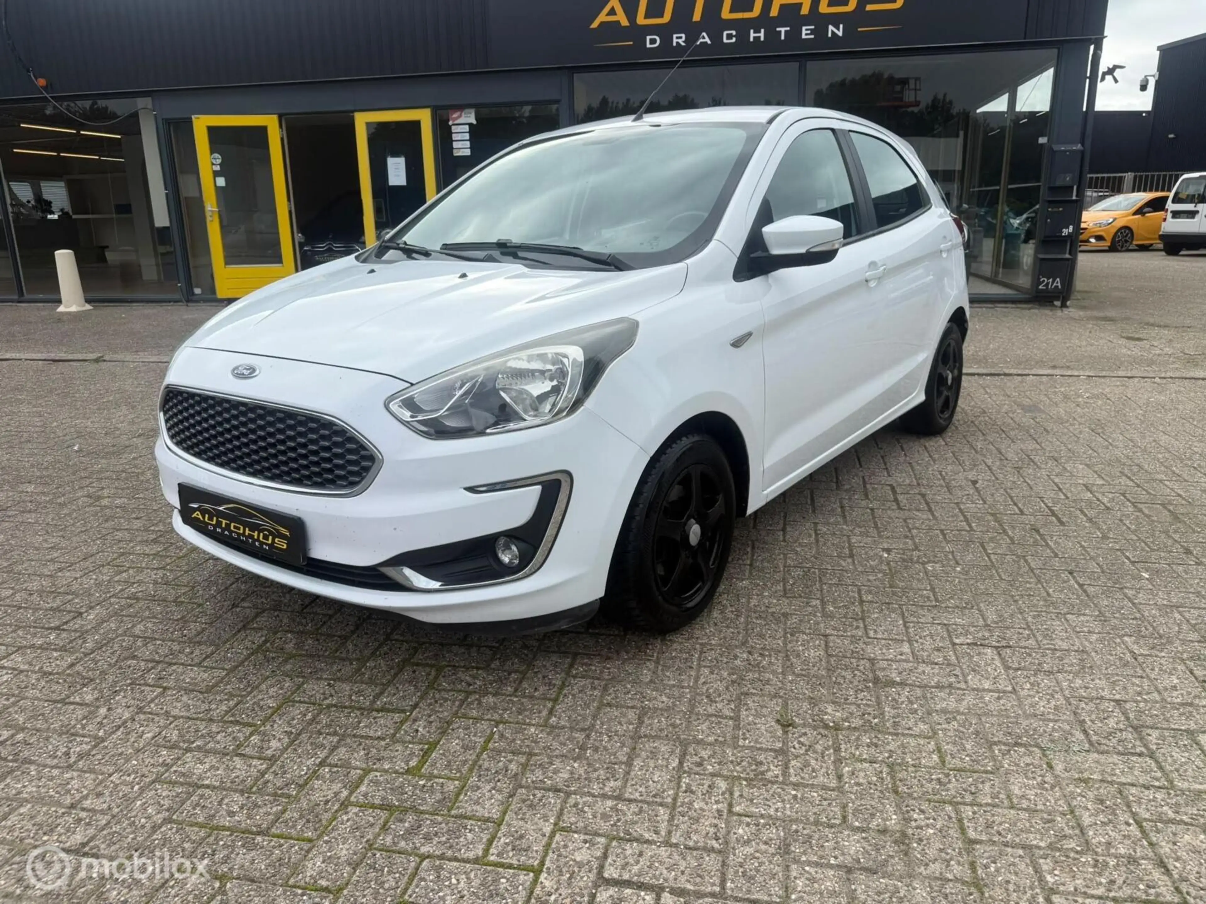 Ford Ka/Ka+ 1.2 Titanium Ultimate White airco cruise Parkeerse