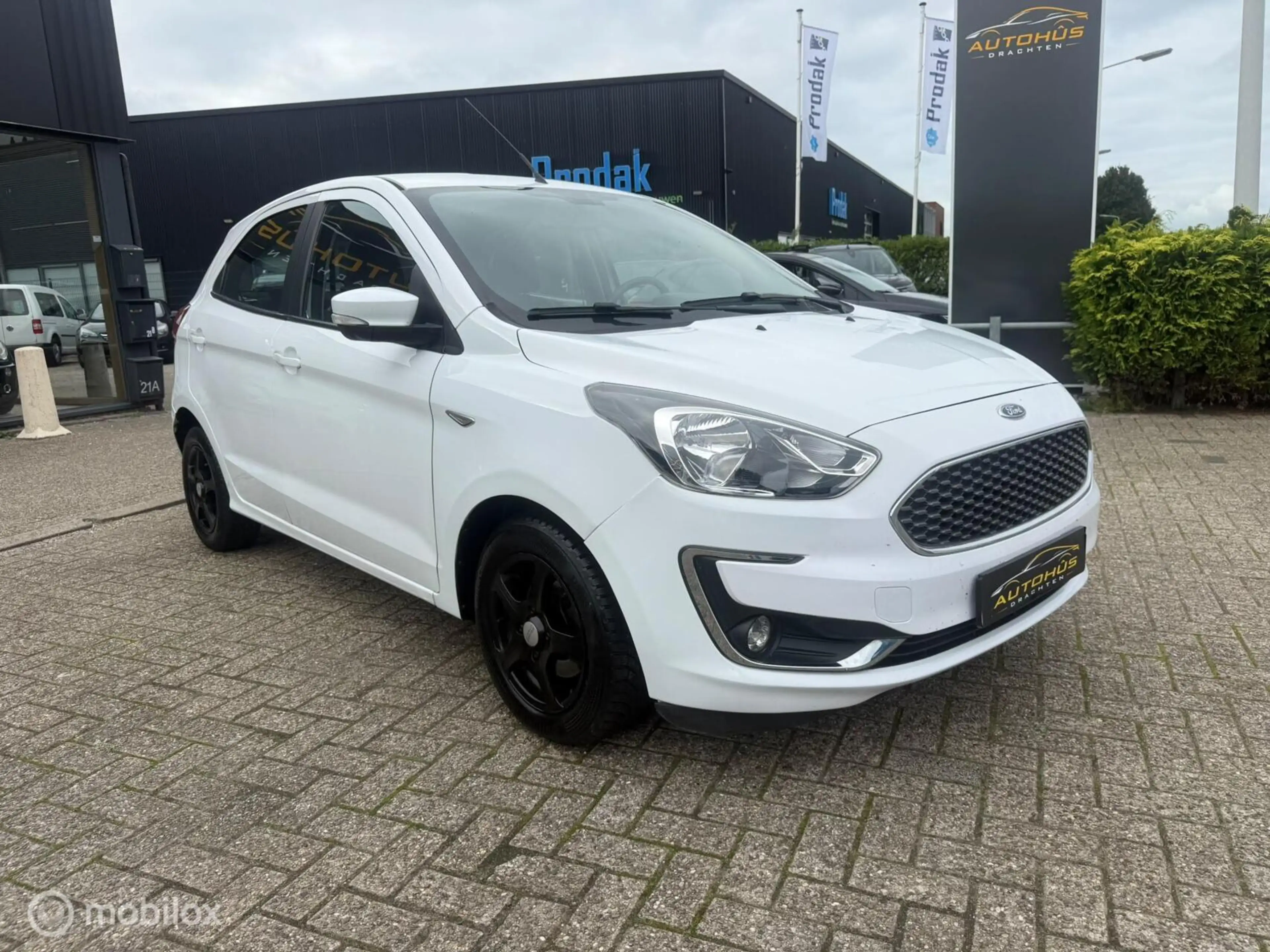 Ford Ka/Ka+ 1.2 Titanium Ultimate White airco cruise Parkeerse — photo 7