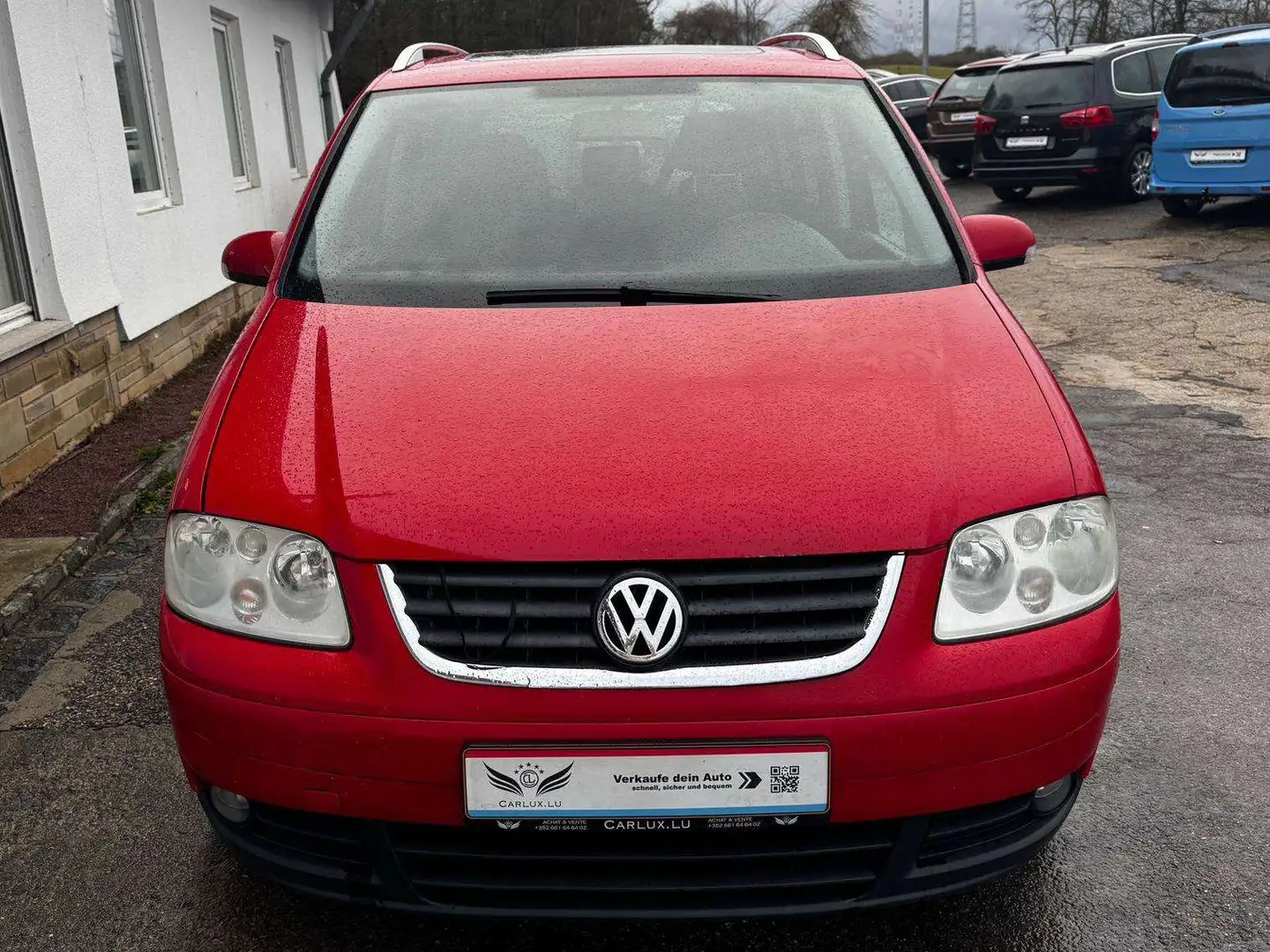 Volkswagen Touran Highline Rouge - 1