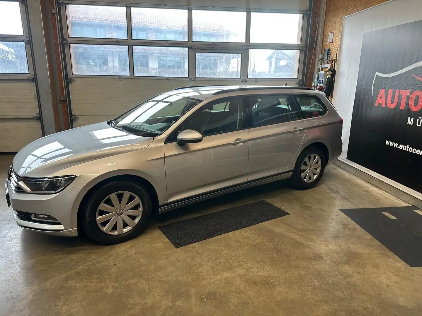 Volkswagen Passat Variant Trendline BMT/Start-Stopp Gris - 2