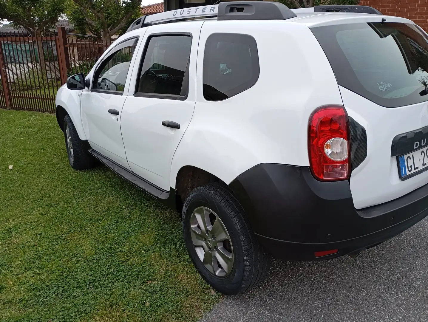 Dacia Duster 1.5 dci Ambiance 4x2 90cv - 2