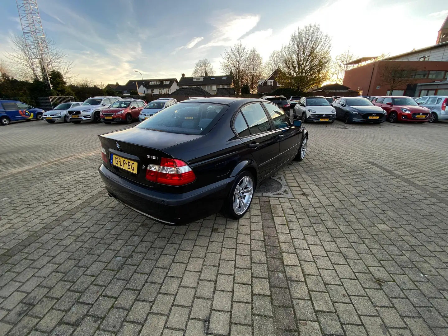 BMW 316 316i Executive Czarny - 2