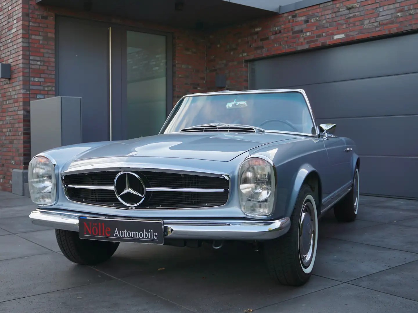 Mercedes-Benz SL 280 Pagode MB Museum Hardtop Bleu - 2