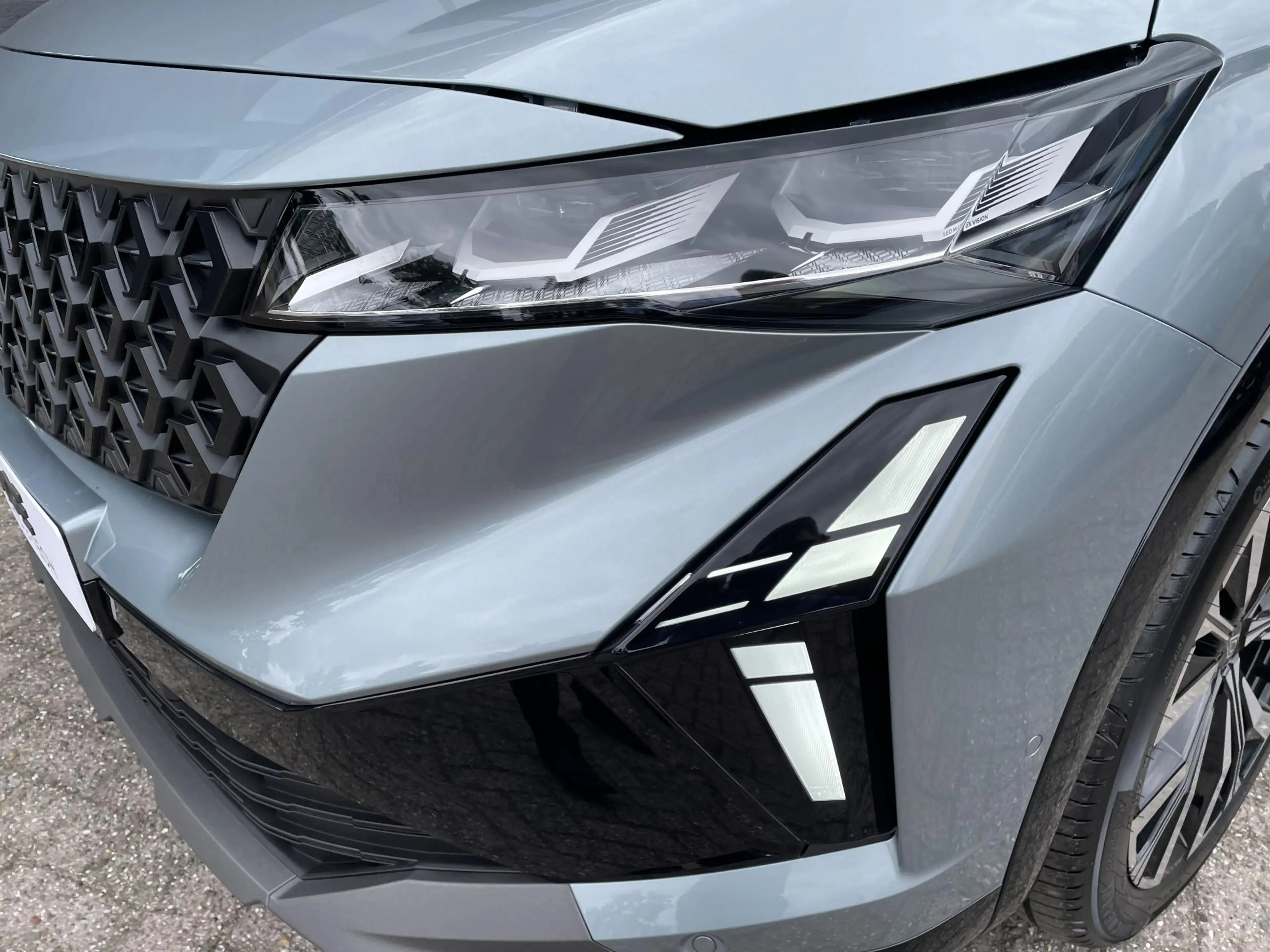 Renault Espace E-Tech full hybrid 200 iconic 7p. | 7 persoons | P — photo 3