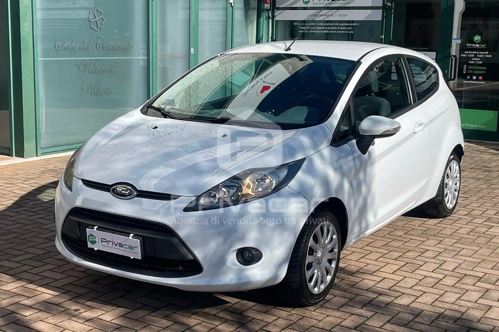 Ford Fiesta Fiesta 1.4 TDCi 70CV 3 porte Titanium Argent - 1