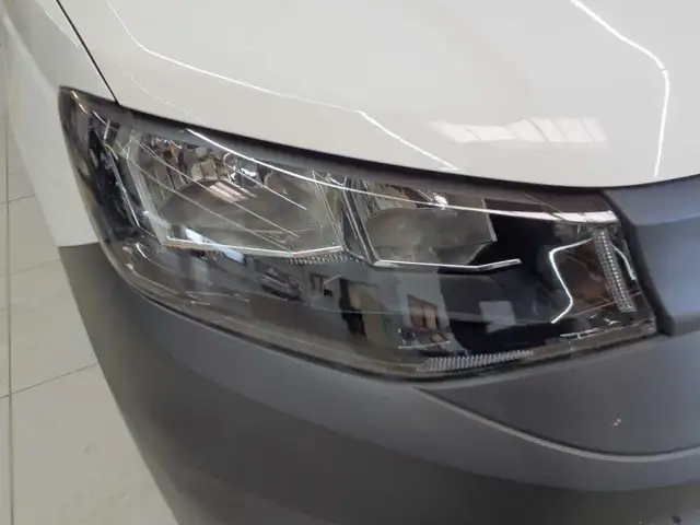 Volkswagen Caddy view 17