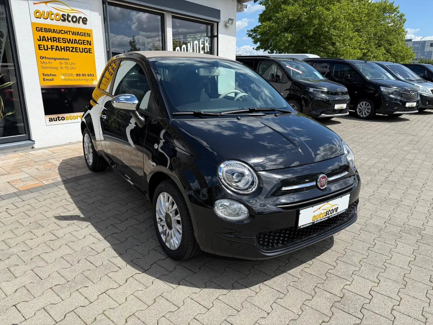 Fiat 500C 1.0 Mild Hybrid Basis 52 kW (71 PS), Schalt. 6-... Negru - 2
