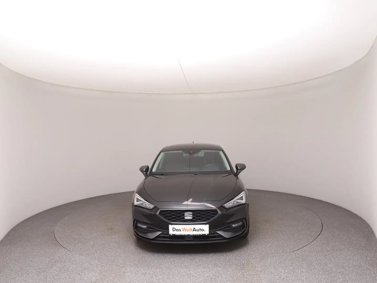 SEAT Leon FR 2.0 TDI DSG Schwarz - 2