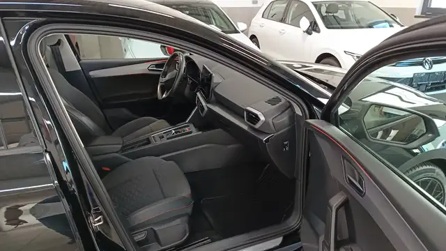 SEAT Leon view 10
