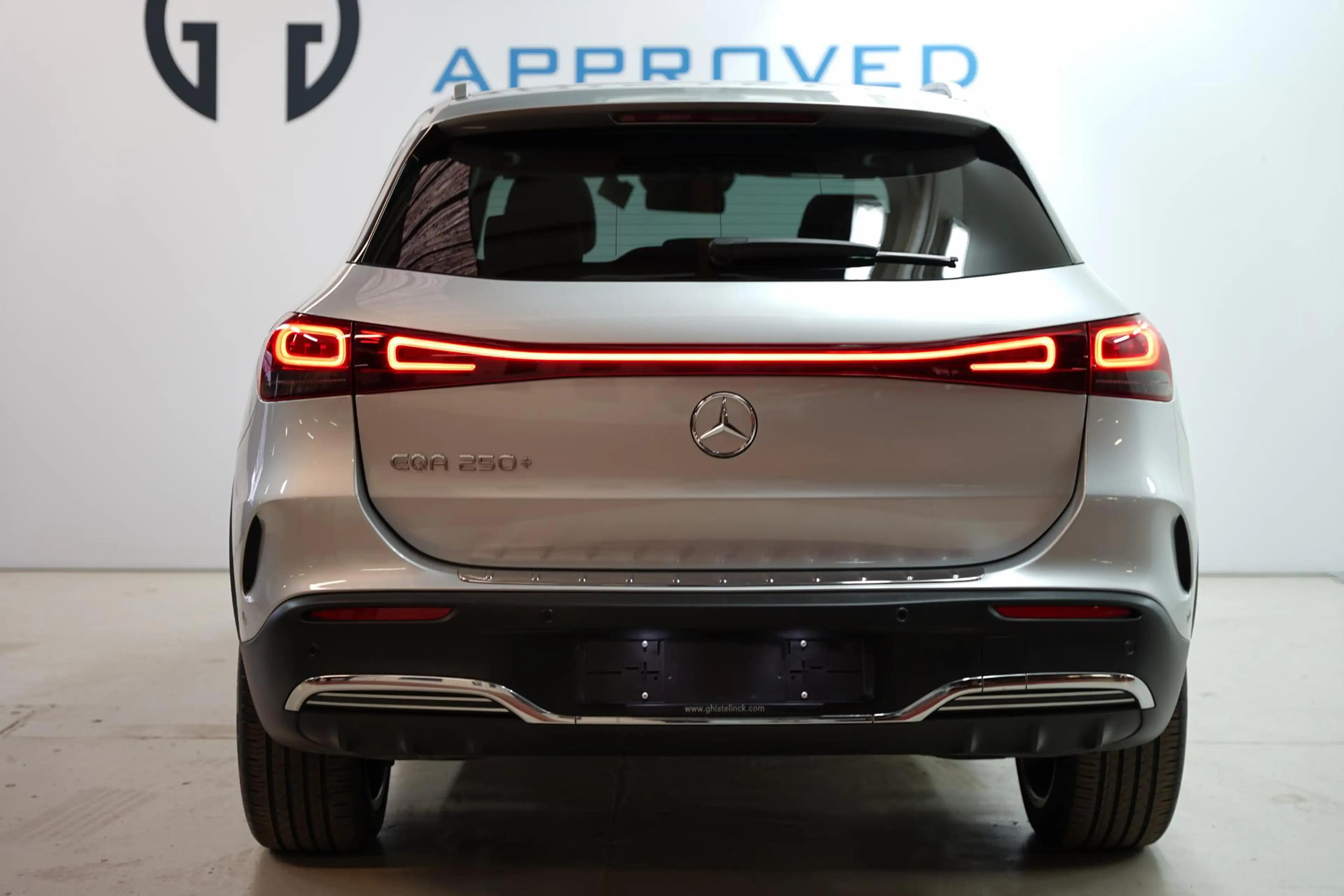 Mercedes-Benz EQA — photo 6