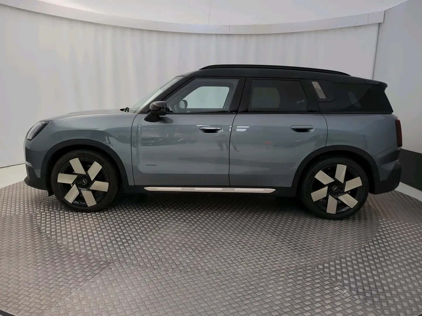 MINI Countryman E All-Electric MINI Countryman E Verde - 2
