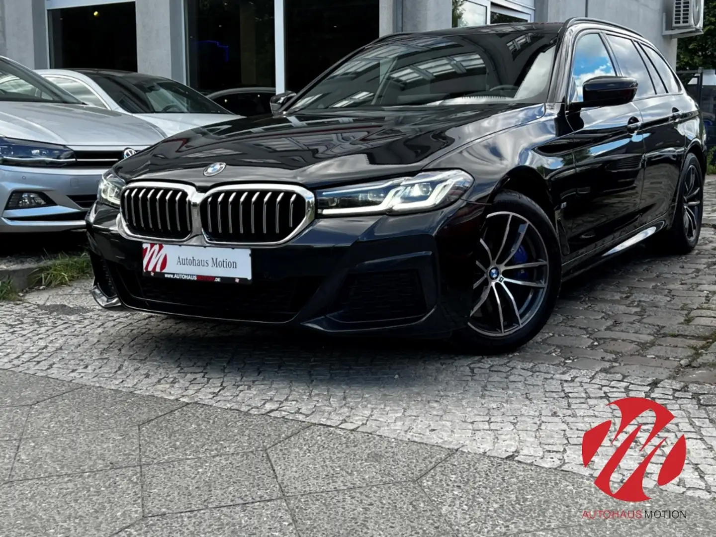 BMW 540 d xDrive M Sport Touring Laser Pano HUD Kamera Noir - 2