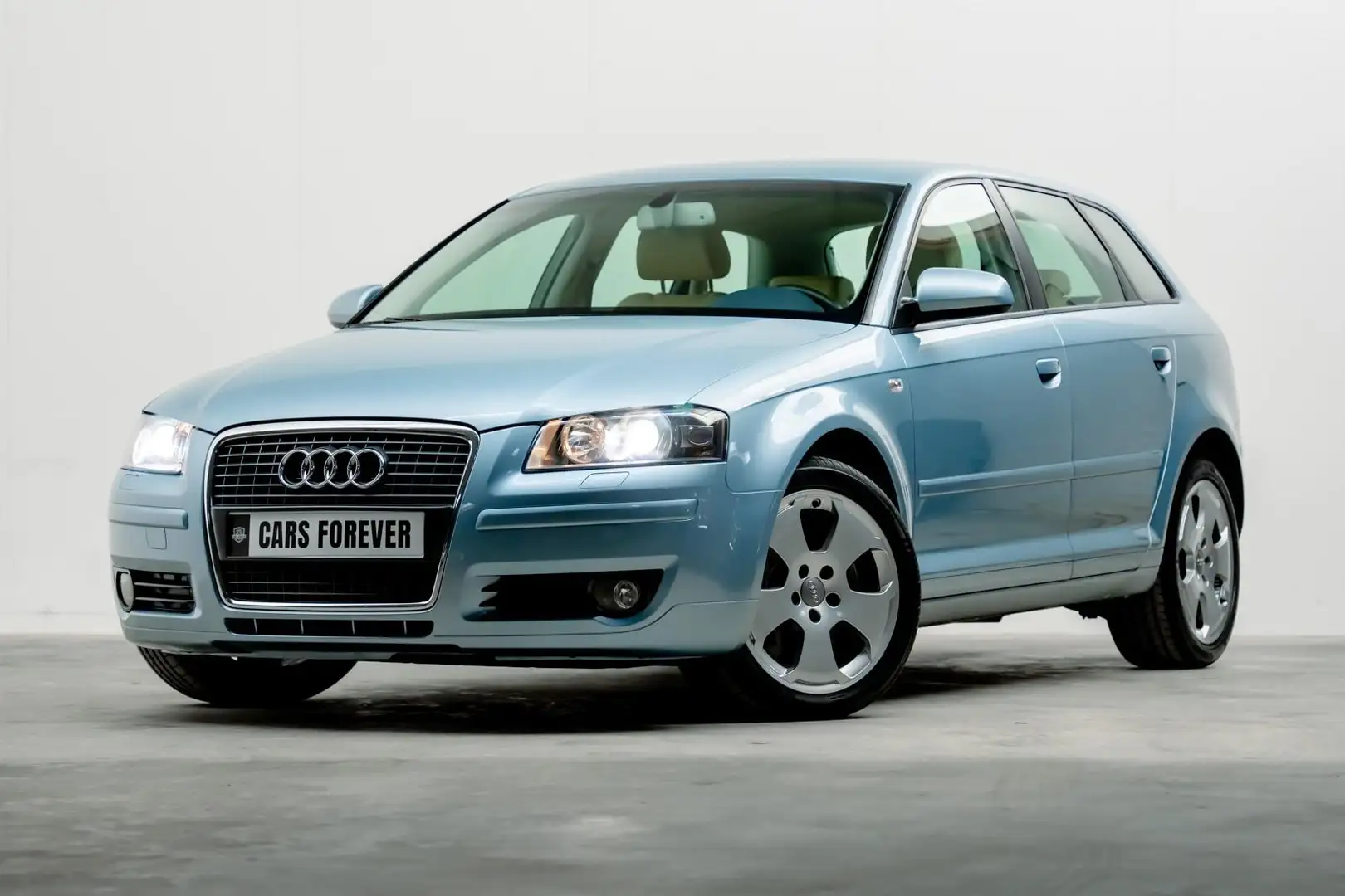 Audi A3 Sportback 3.2 quattro Ambition Pro Line 86.132 Km Blauw - 1