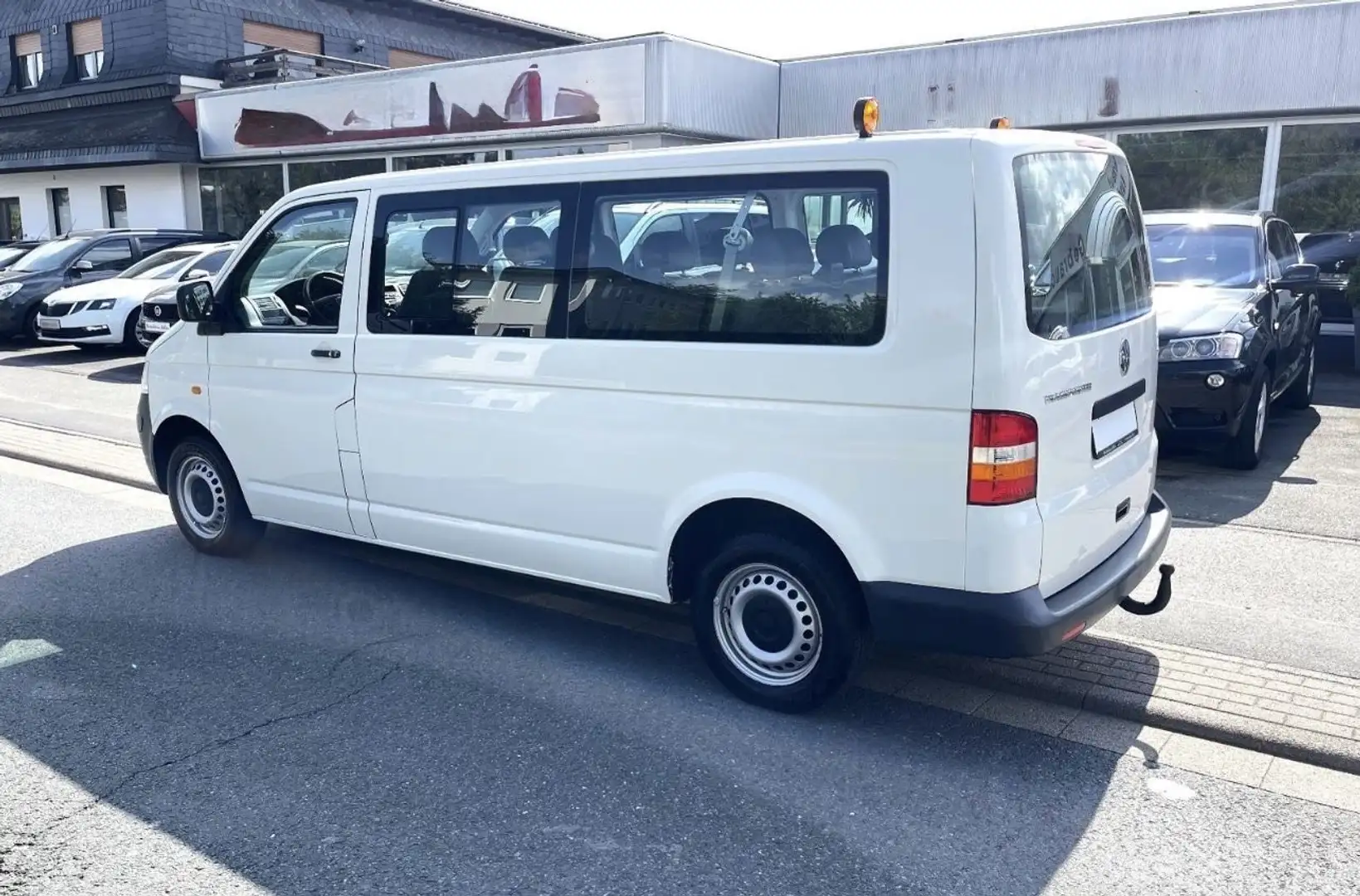 Volkswagen T5 Kombi L2H1 - 1