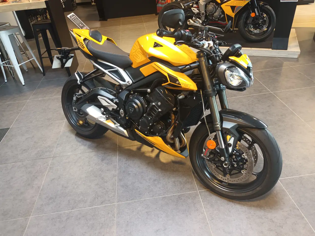 Triumph Street Triple 765