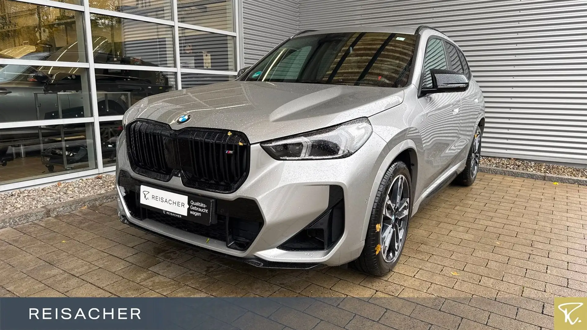 BMW X1 M35i xDrive Navi HUD H&K ACC adLED MemSi Silber - 1