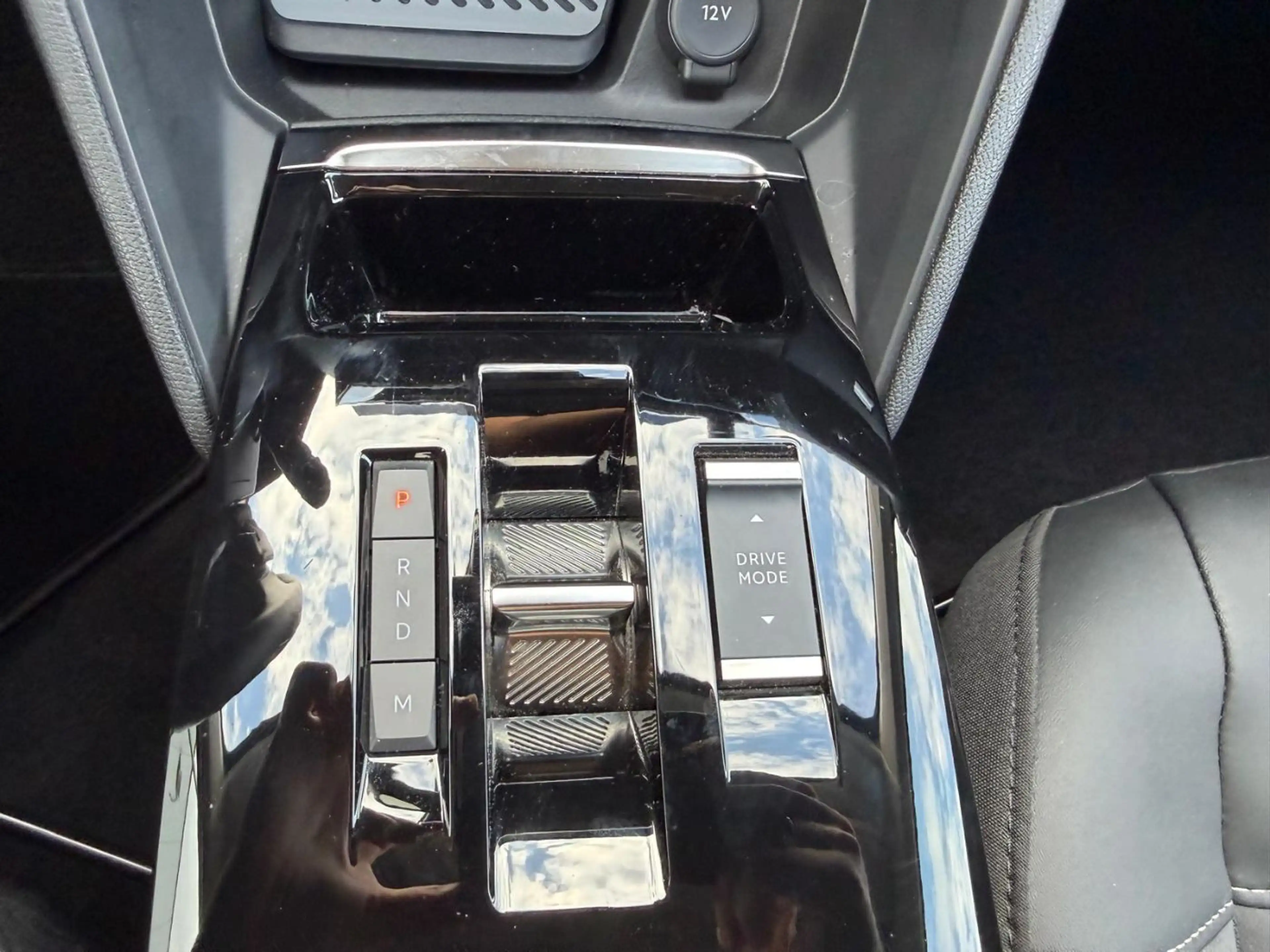 Citroen C4 1.2 PureTech 130 Max LED+Navi+SHZ+2xKlima+LM — photo 15