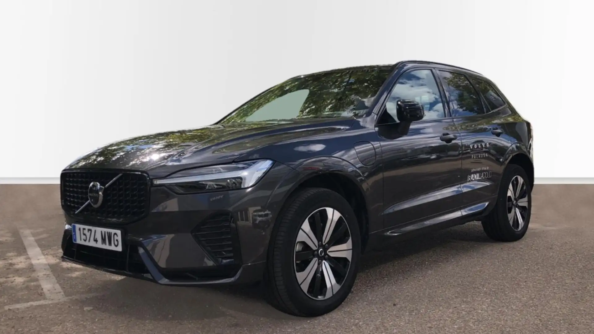 Volvo XC60 T6 Recharge Plus Dark - 1