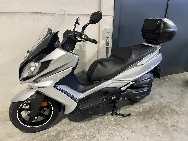 Kymco Downtown 125 Exclusive - foto 6