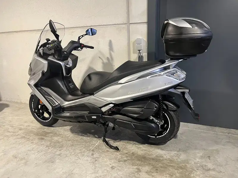 Kymco Downtown 125 Exclusive - foto 4