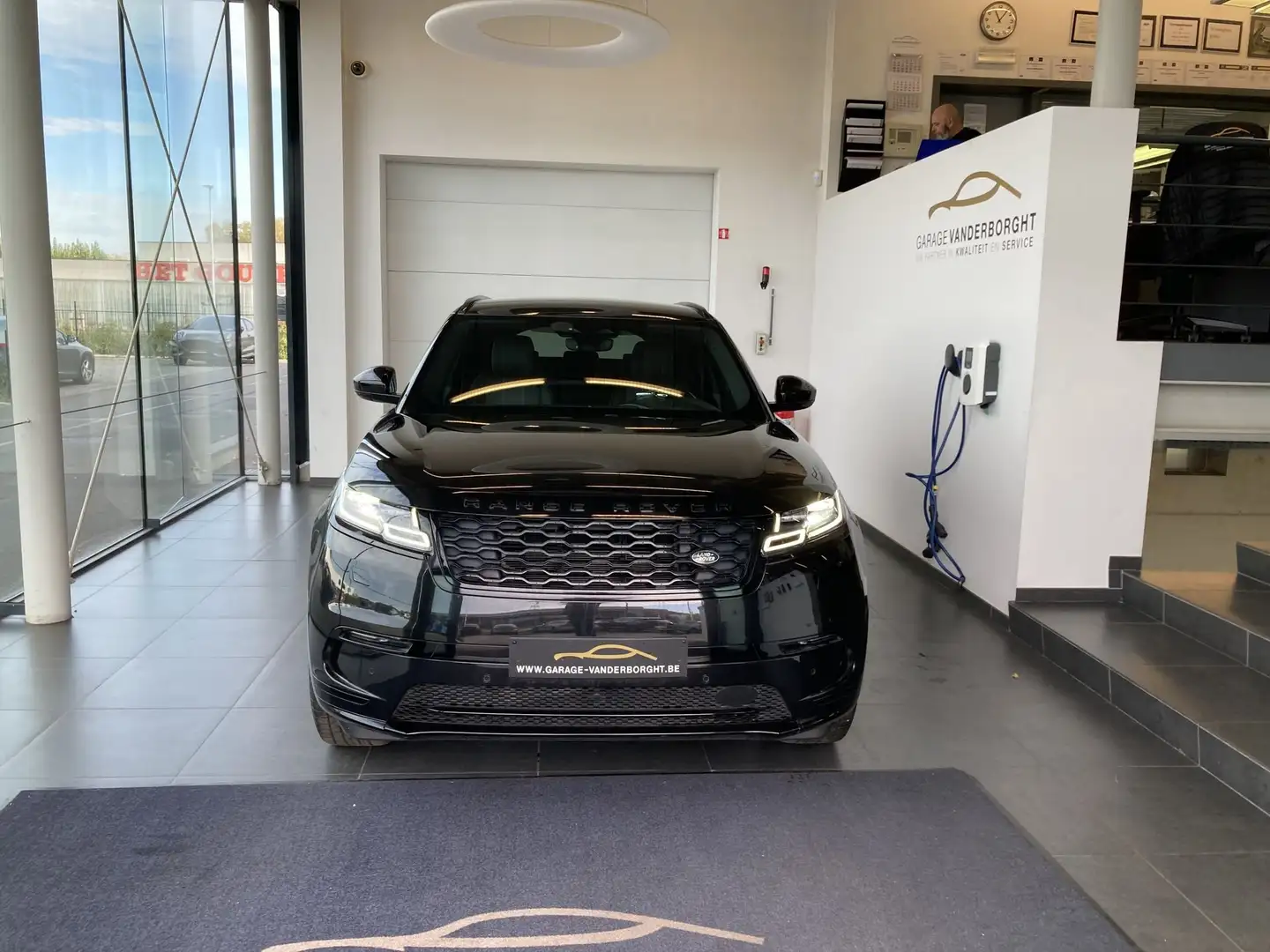 Land Rover Range Rover Velar P400 PLUG-IN HYBRID BLACK MATRIX Nero - 2