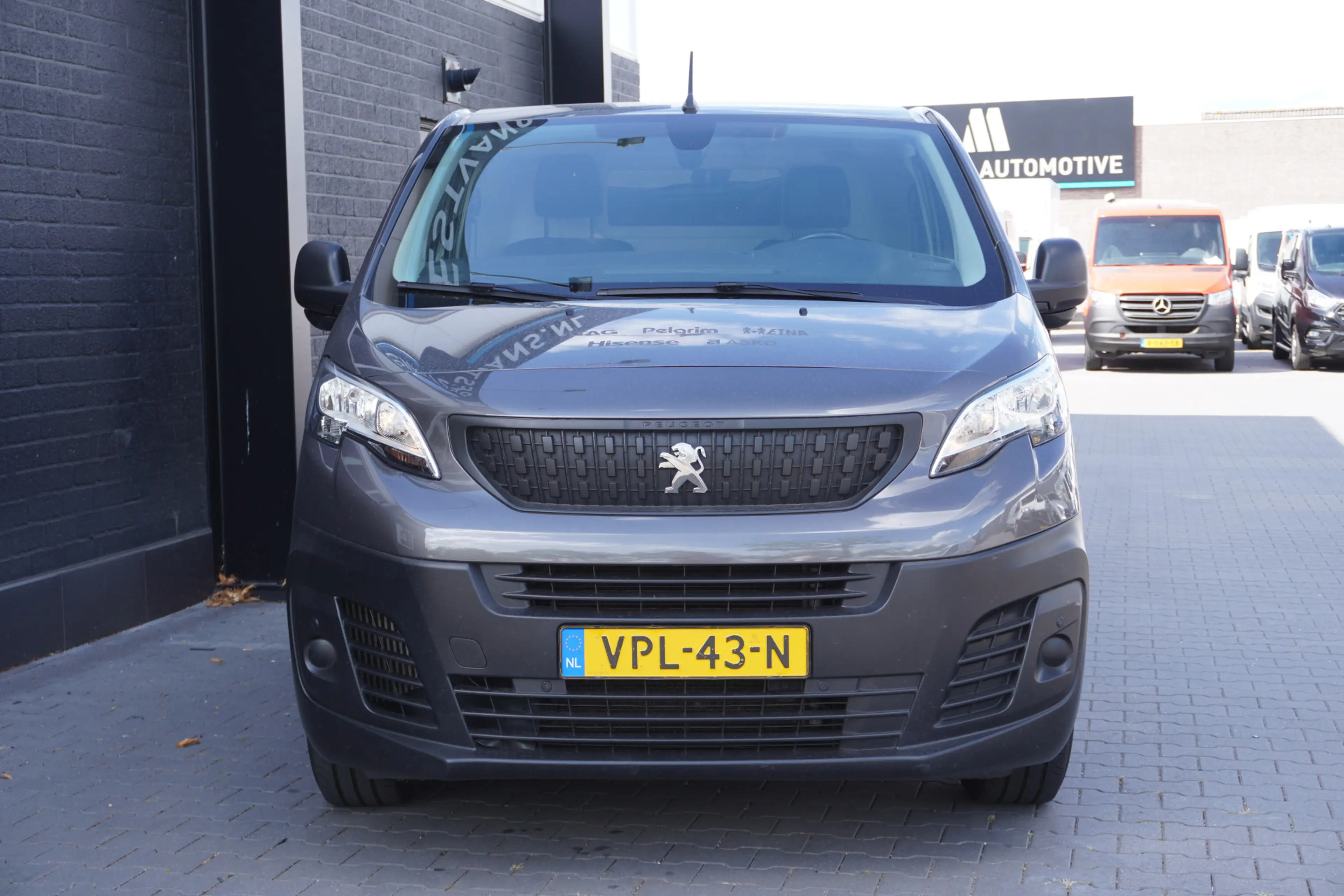 Peugeot Expert 2.0 BlueHDI L2 145PK AUTOMAAT EURO 6 - Airco - PDC — photo 6