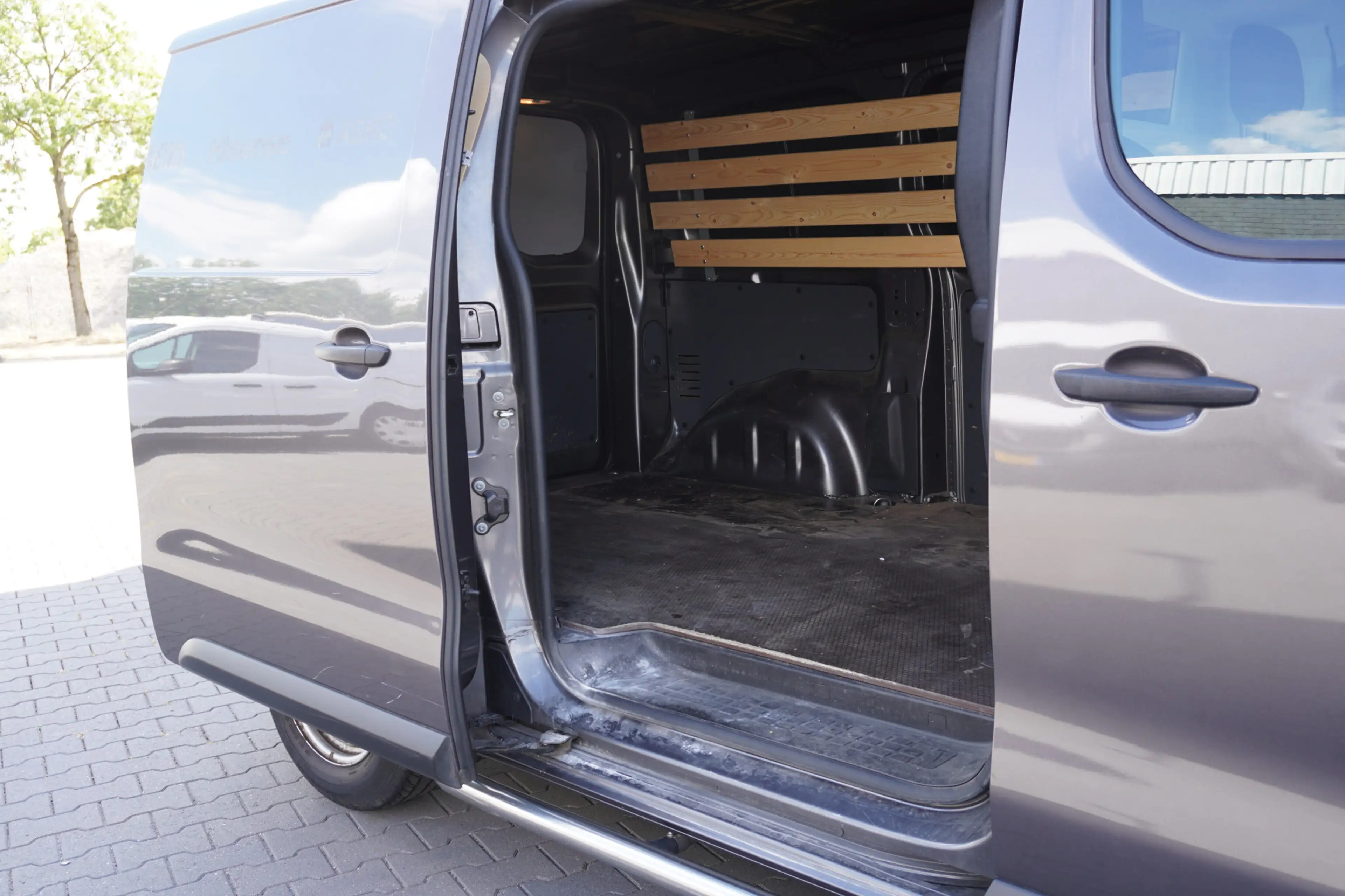 Peugeot Expert 2.0 BlueHDI L2 145PK AUTOMAAT EURO 6 - Airco - PDC — photo 9