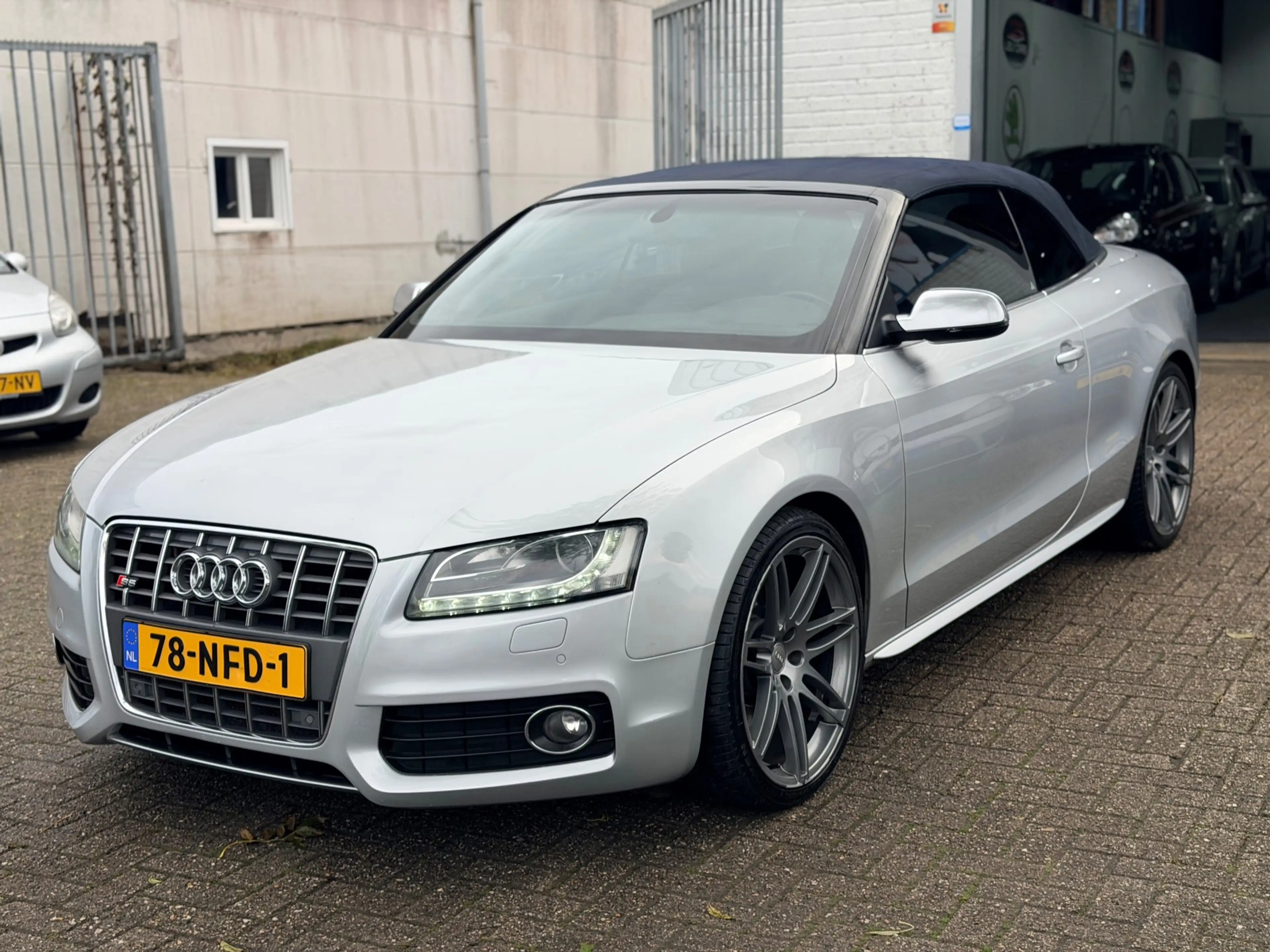 Audi A5 Cabriolet 3.0 TFSI S5 quattro Pro Line Bj:2010|Ban — photo 2