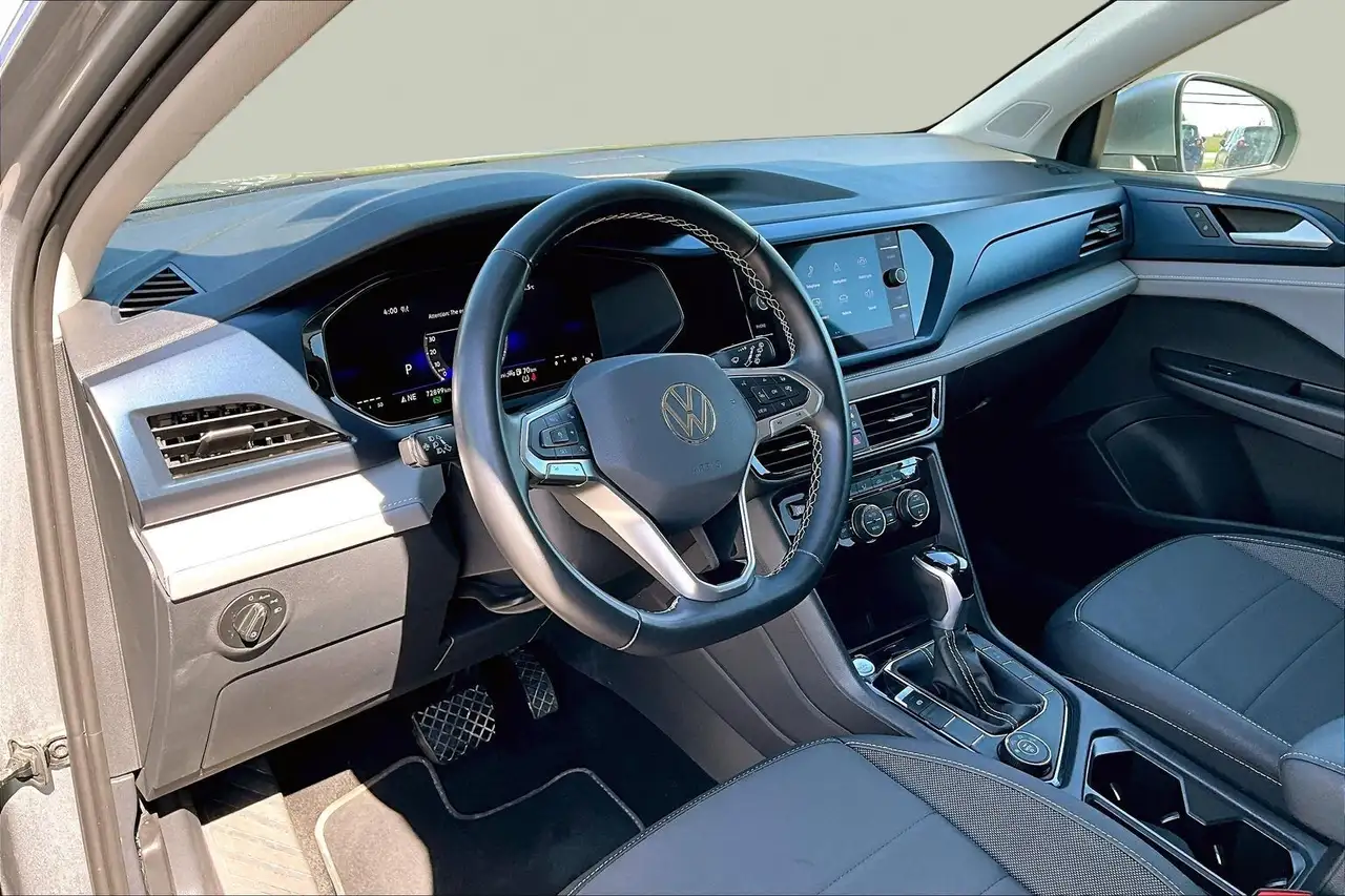 Volkswagen Taos снимка Volkswagen Taos