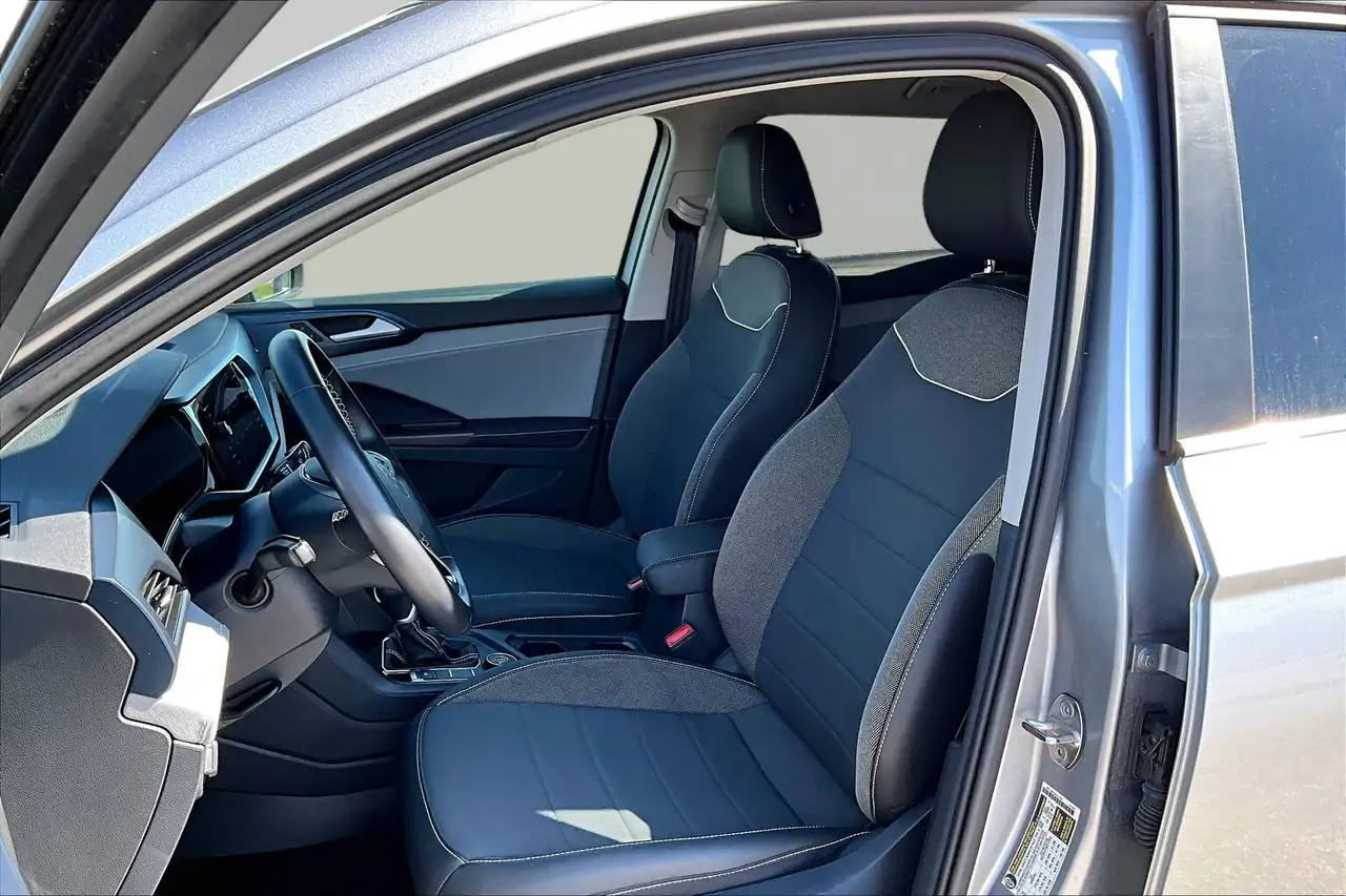 Volkswagen Taos снимка Volkswagen Taos
