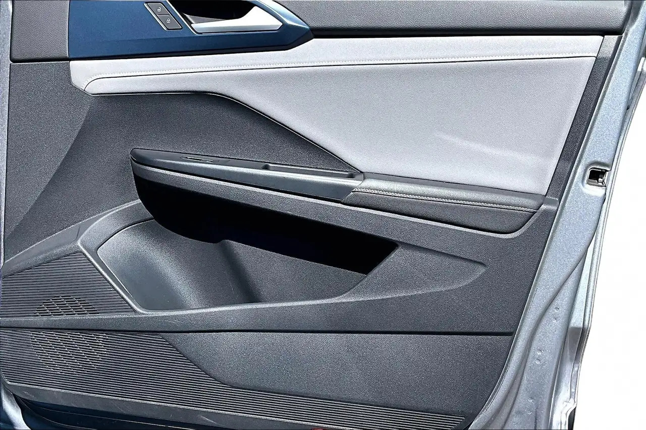 Volkswagen Taos снимка Volkswagen Taos