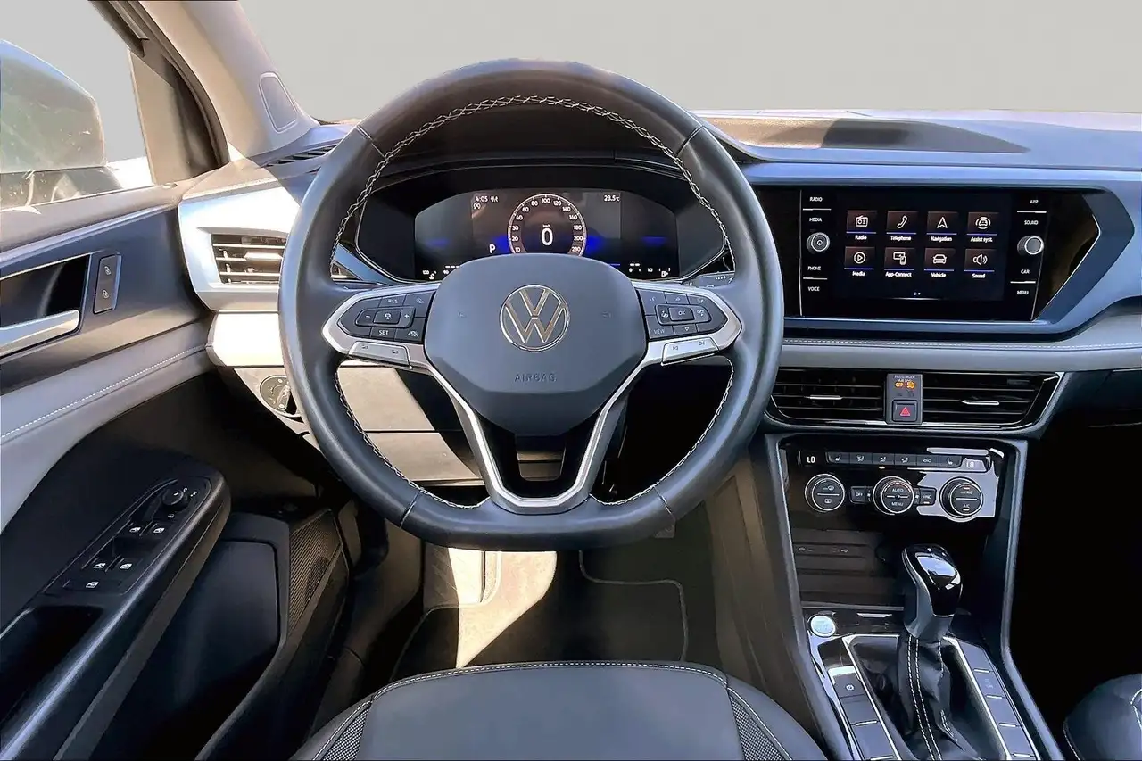 Volkswagen Taos снимка Volkswagen Taos