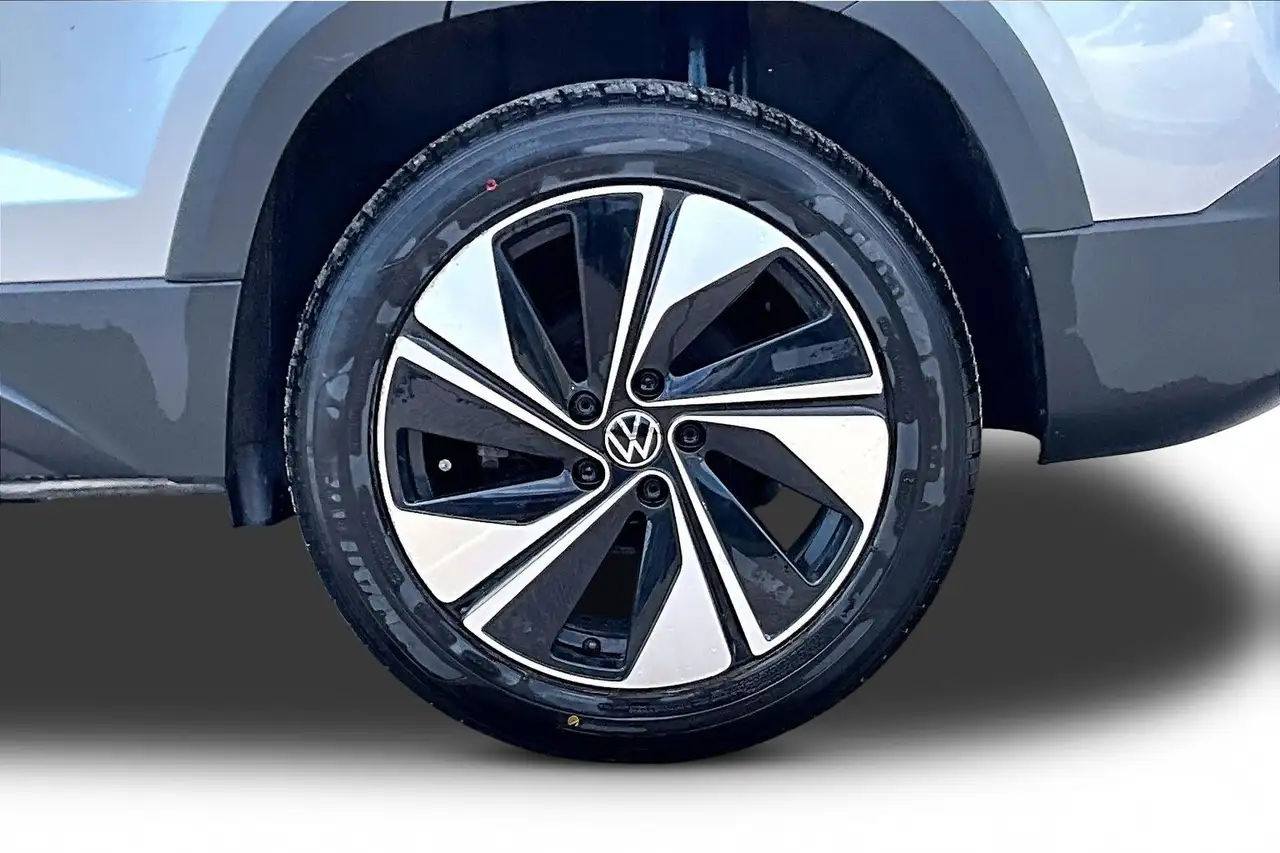Volkswagen Taos снимка Volkswagen Taos
